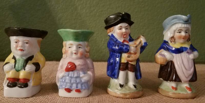 lot 35 image: COLLECTIBLE TOBY JUGS
