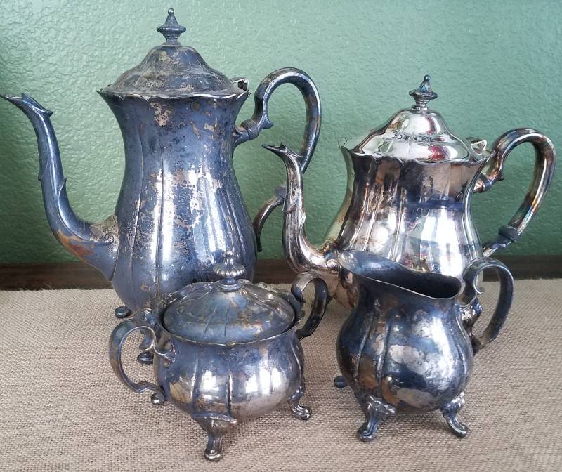 lot 74 image: VINTAGE SILVER PLATE TEA SET