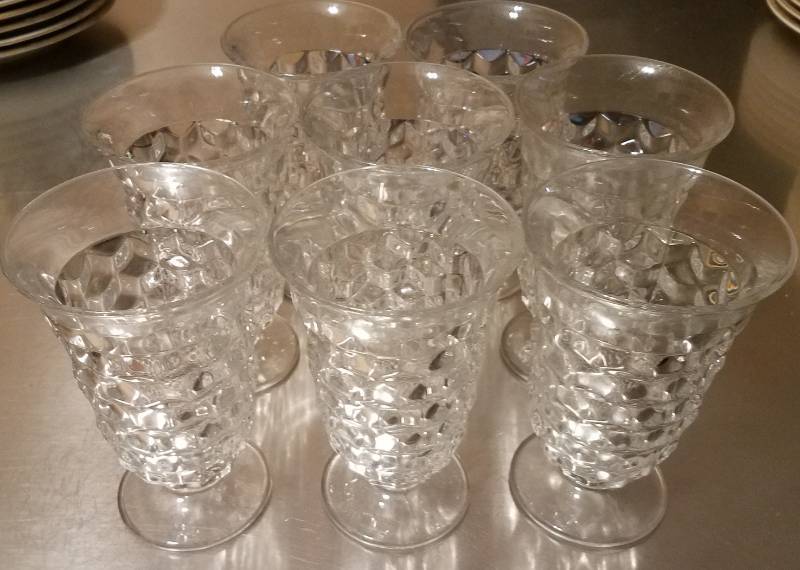 lot 81 image: GLASSWARE