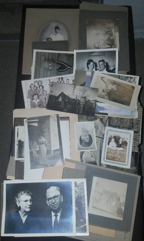 lot 164 image: VINTAGE PHOTOGRAPHS