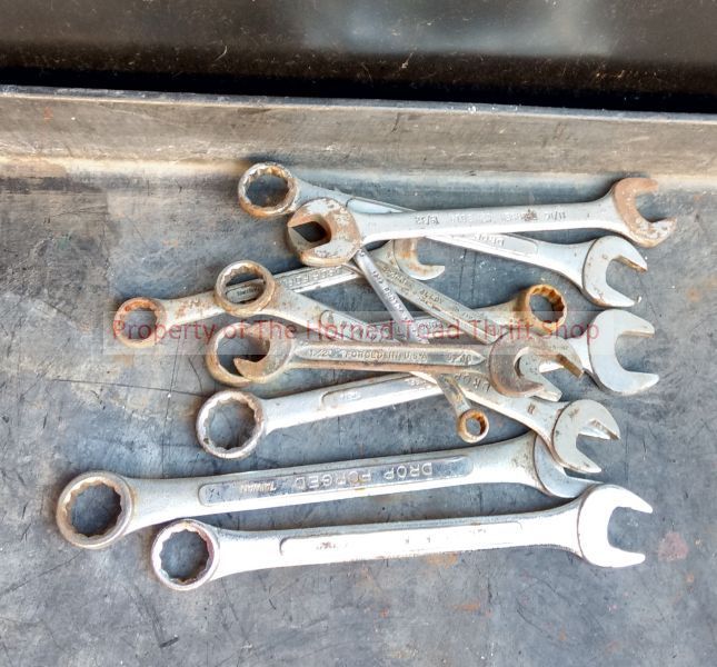 lot 21 image: Various Wrenches