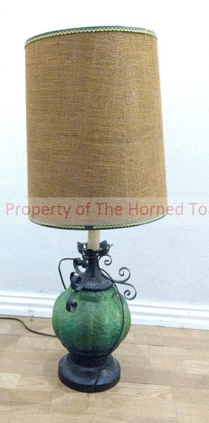 lot 368 image: Vintage Table Lamp