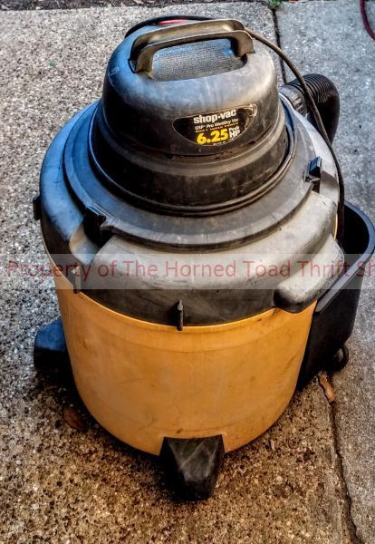 lot 42 image: Wet Vac