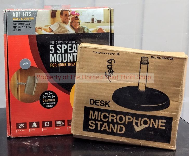 lot 79 image: Speaker Mounts and Microphone Holder