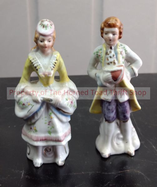 lot 93 image: Figurines