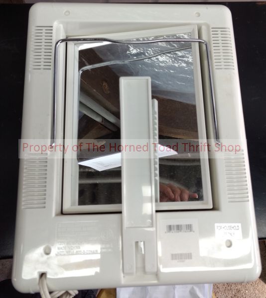 lot 100 image: Lite Mirror