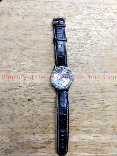 lot 113 image: Watch