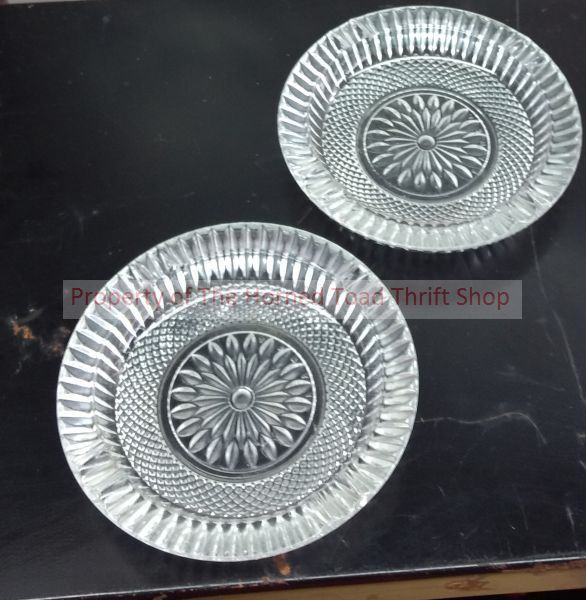 lot 121 image: Ashtrays