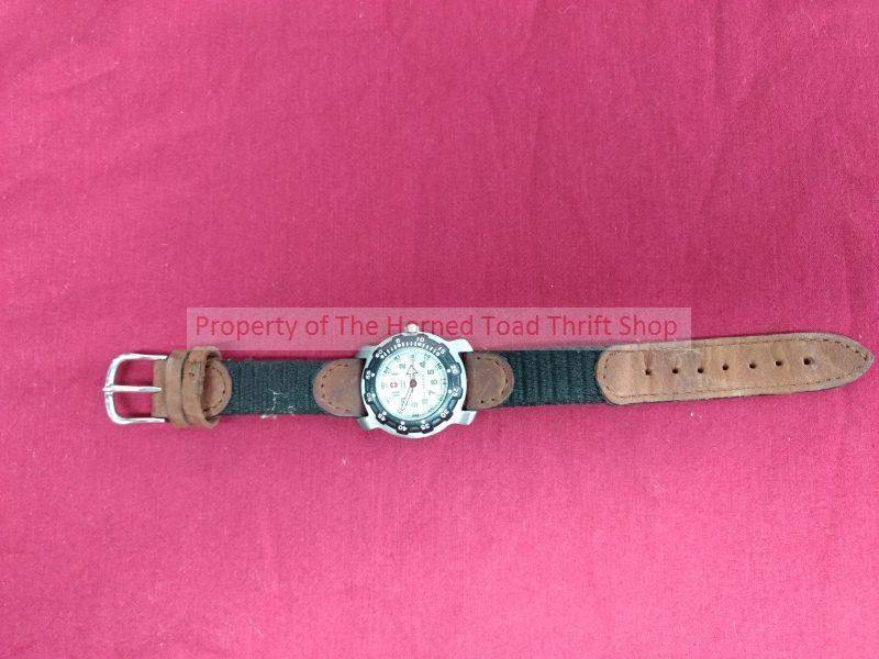 lot 131 image: Watch