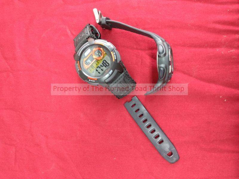 lot 136 image: Watch