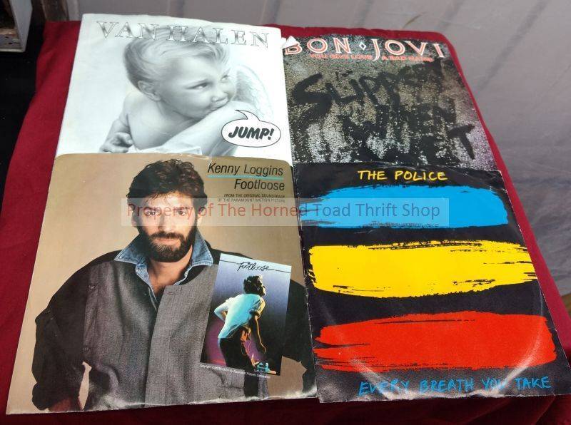 lot 145 image: 45 rpm Vinyl Records