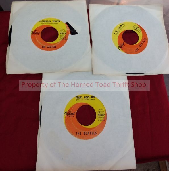 lot 147 image: 45 rpm Vinyl Records