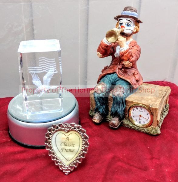 lot 149 image: Figurine and Glass Laser Engraving