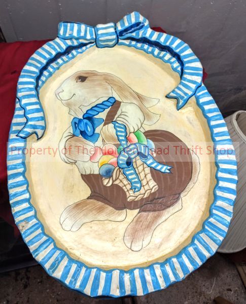 lot 171 image: Tray