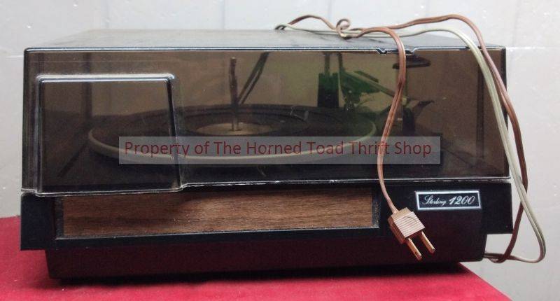 lot 189 image: Record Player
