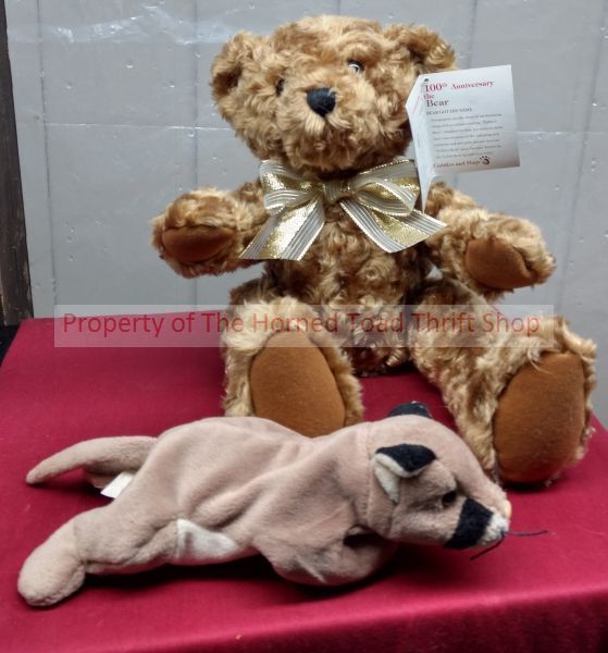 lot 202 image: Plush Animal