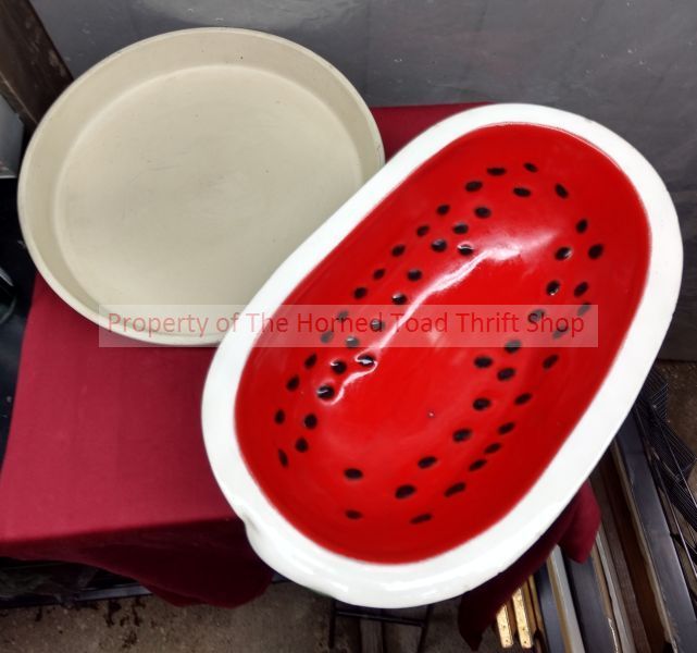 lot 203 image: Kitchen Platters