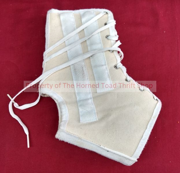 lot 220 image: Ankle Brace