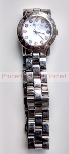 lot 226 image: Watch