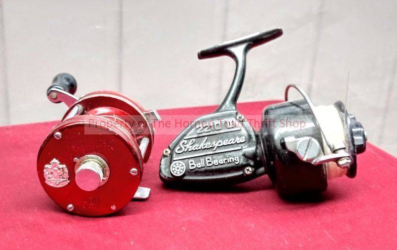 lot 255 image: Fishing Reels