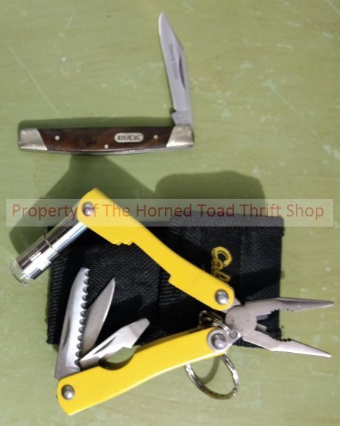 lot 305 image: Multi-Toll and Knife