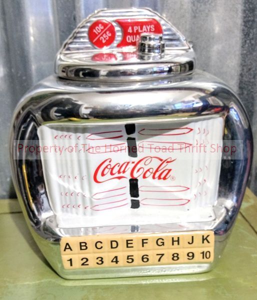 lot 307 image: Cookie Jar