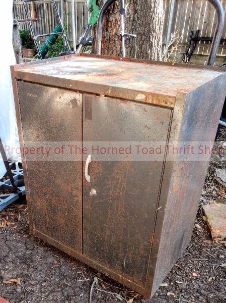 lot 334 image: Tool Chest
