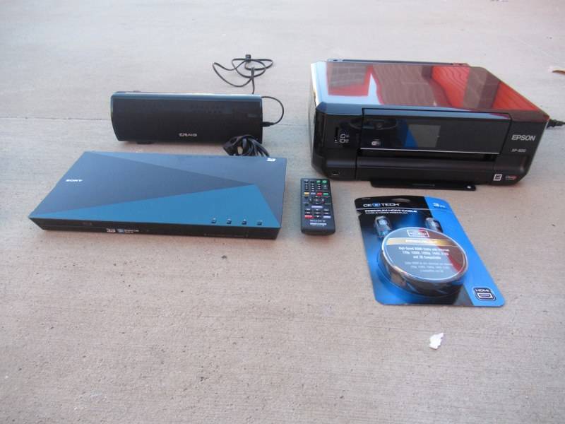 lot 38 image: ELECTRONICS