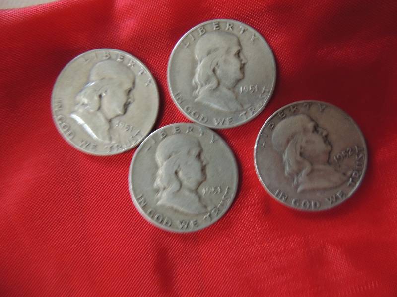lot 129 image: Franklin Half Dollars 19651 x 3 and 1952 x 1