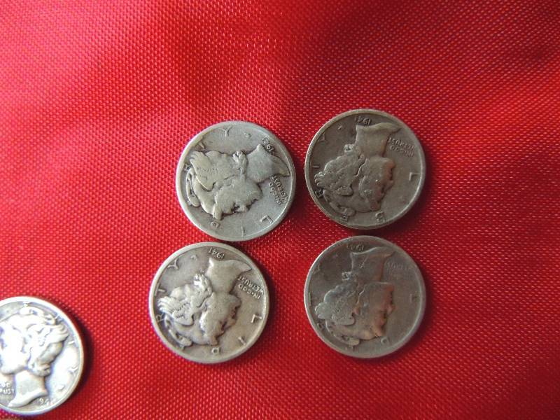 lot 134 image: Mercury Dimes 1942. Qty. 10