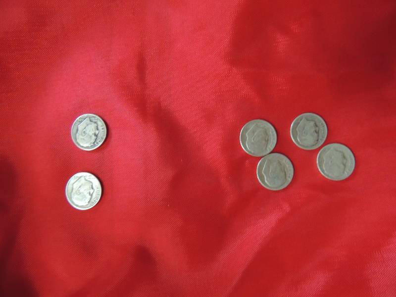 lot 140 image: Roosevelt dimes 1948 S x 3, 1948D x 1, 1949 x 2n