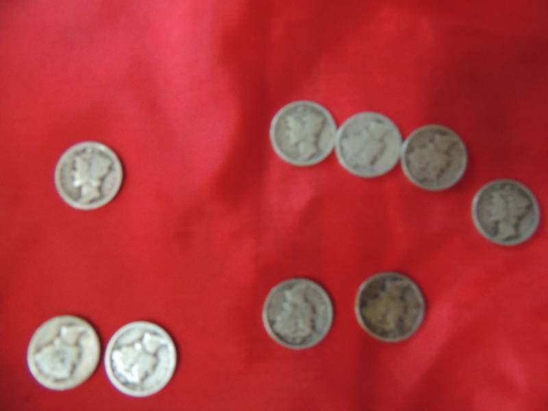 lot 147 image: Mercury Dimes 1932 x 1, 1934 x 2, 1934 D x 3, 1935 x 2, 1935 D x 1
