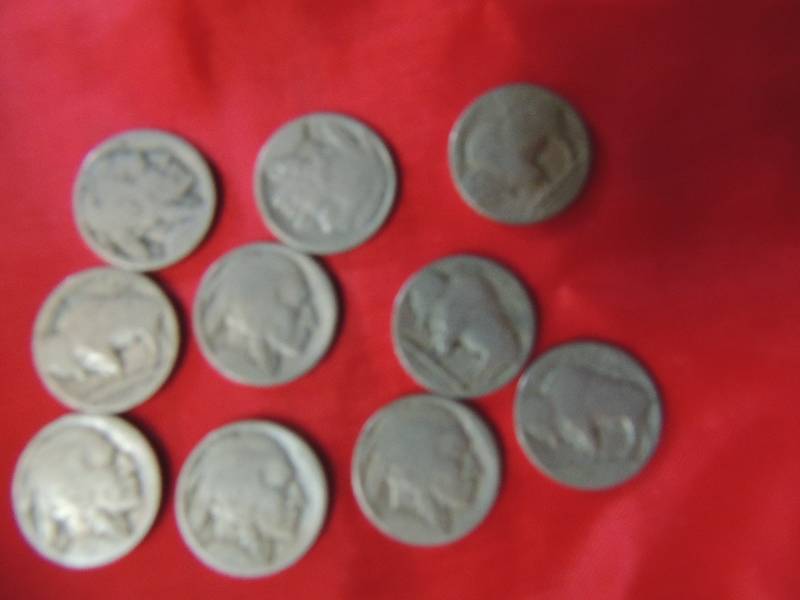 lot 150 image: Buffalo Nickels No dates . Qty 10