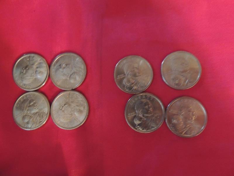 lot 4 image: Sacagawea Dollar . 2000 P Qty. 4 . 2000 D qty. 4