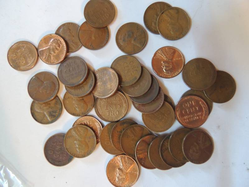 lot 31 image: Wheat Pennies unsearched Qty. 39
