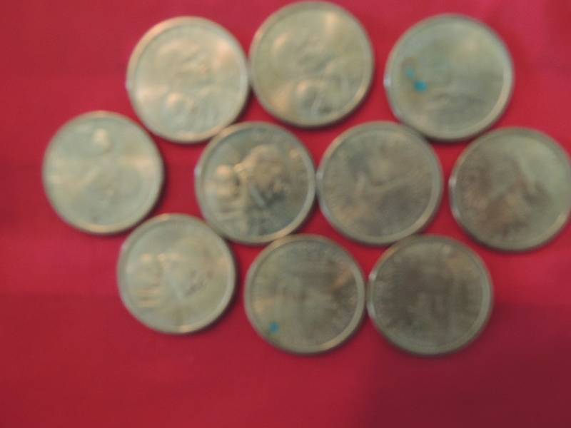 lot 52 image: Sacagawea Dollars 2000 P. Qty 10.