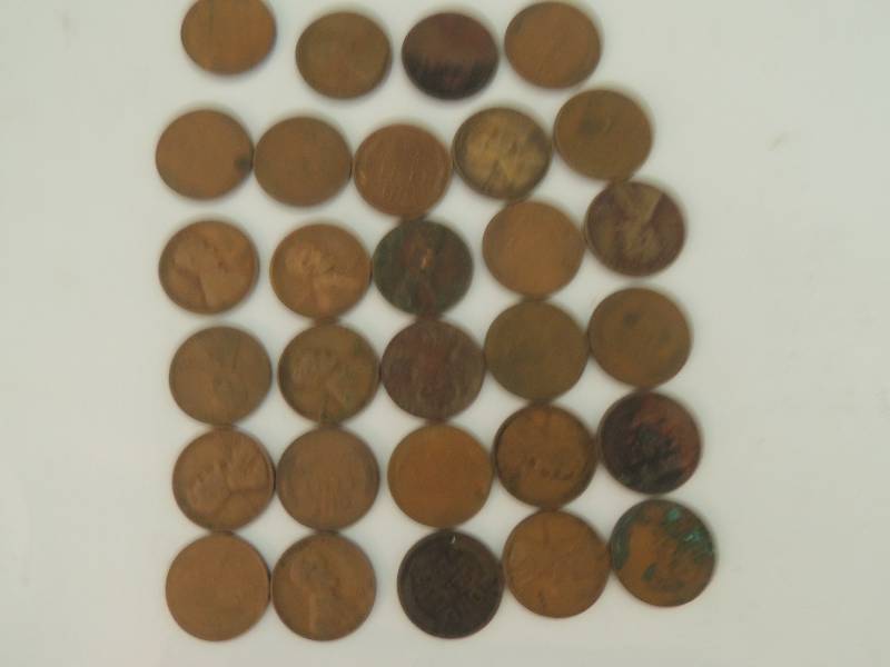 lot 94 image: Wheat Pennies. Unsearched. Qty 25