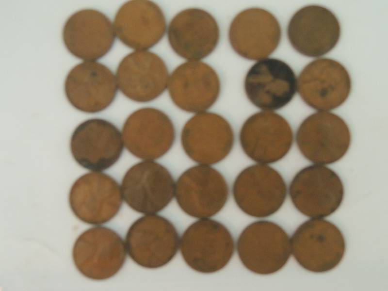 lot 95 image: Wheat Pennies. Unsearched. Qty 25