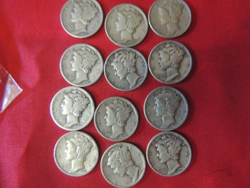 lot 171 image: Mercury head Dimes 1944 x 12