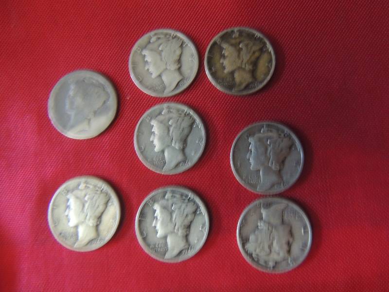 lot 172 image: Mercury head Dimes 1940 x 8