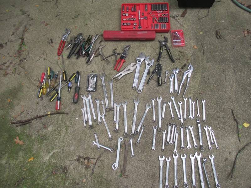 lot 6 image: TOOLS