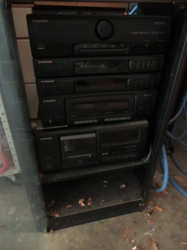 lot 22 image: PIONEER HOME STEREO