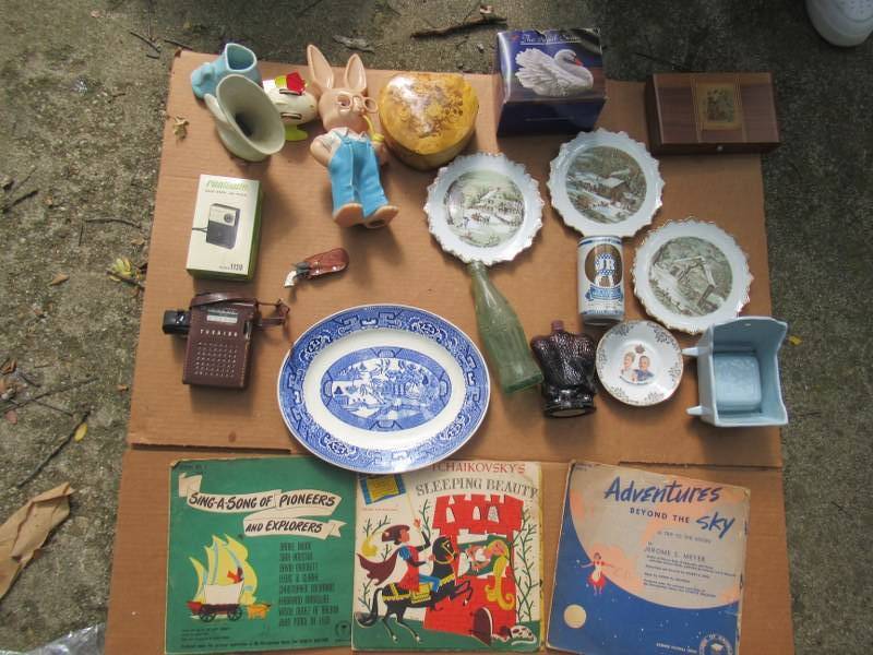 lot 61 image: VINTAGE