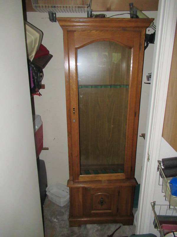 lot 67 image: GUN CASE