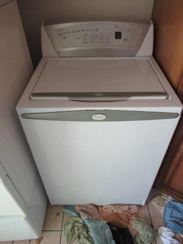lot 78 image: APPLIANCES