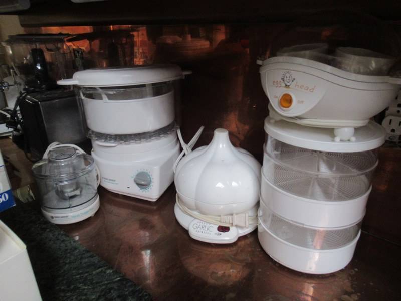 lot 85 image: APPLIANCES