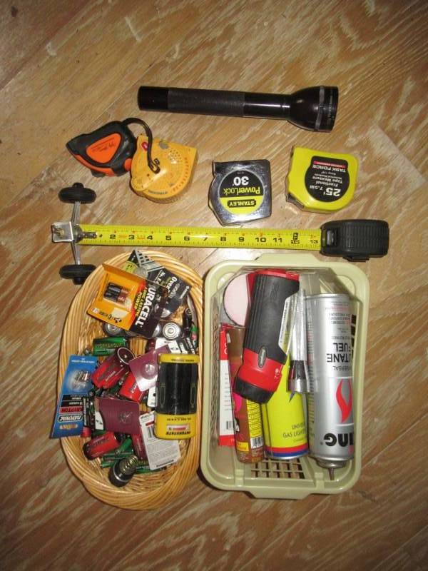 lot 148 image: TOOLS