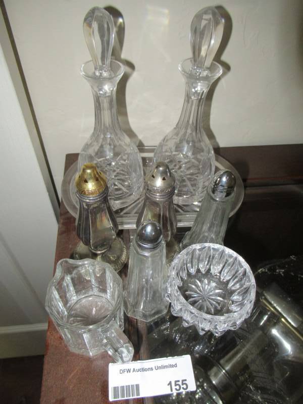 lot 155 image: GLASSWARE