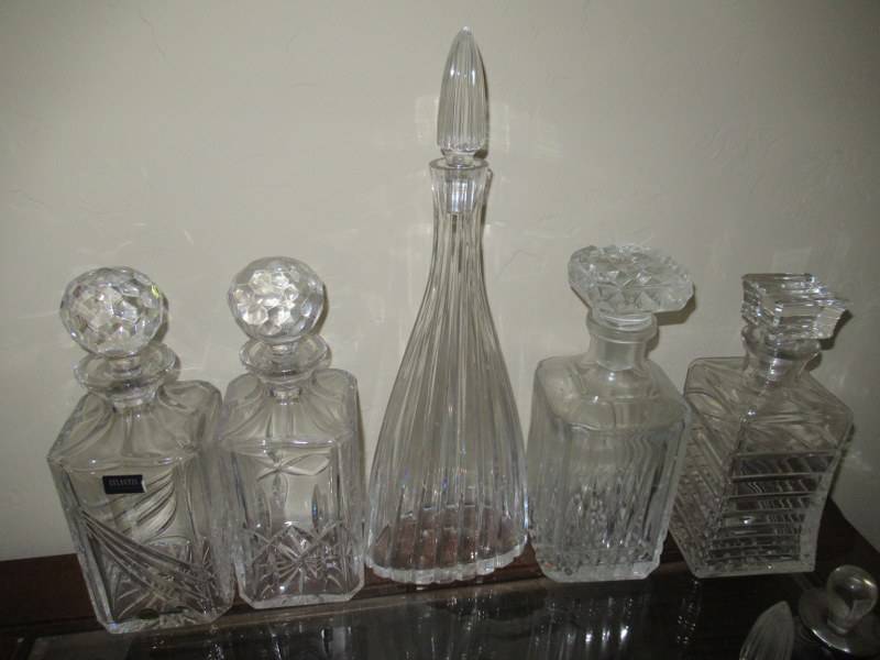lot 158 image: CRYSTAL