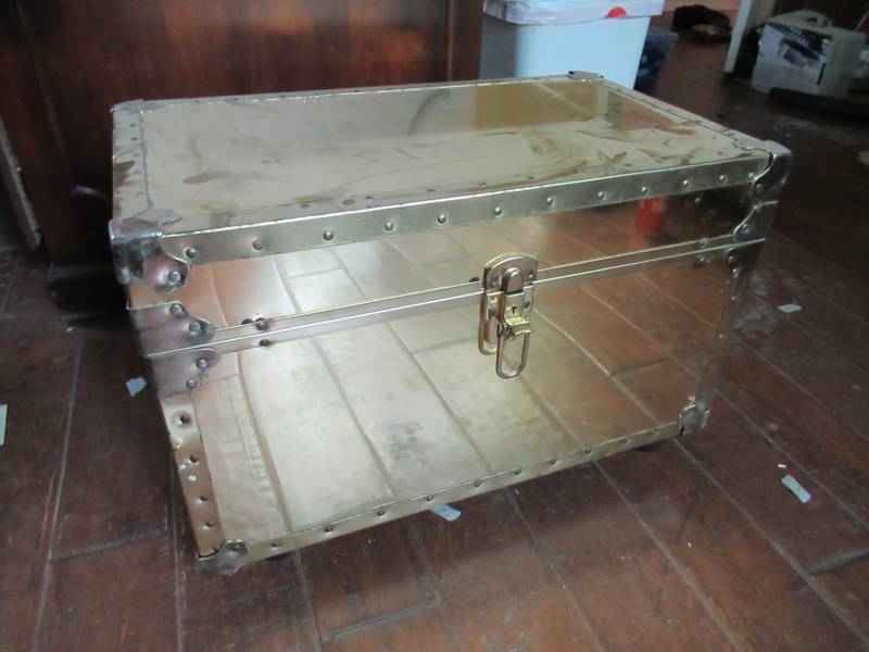 lot 218 image: FURNITURE